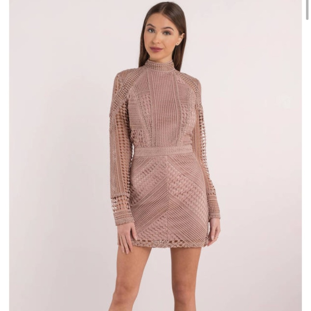 lace bodycon dress